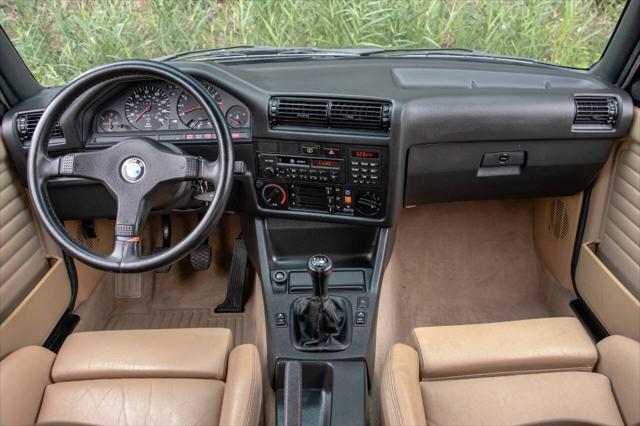 Photo of 1989 Gray BMW M3