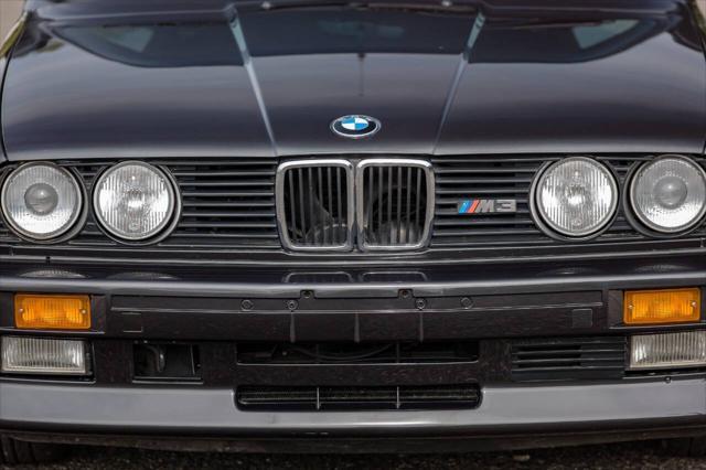 Photo of 1989 Gray BMW M3