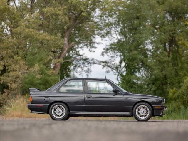 Photo of 1989 Gray BMW M3
