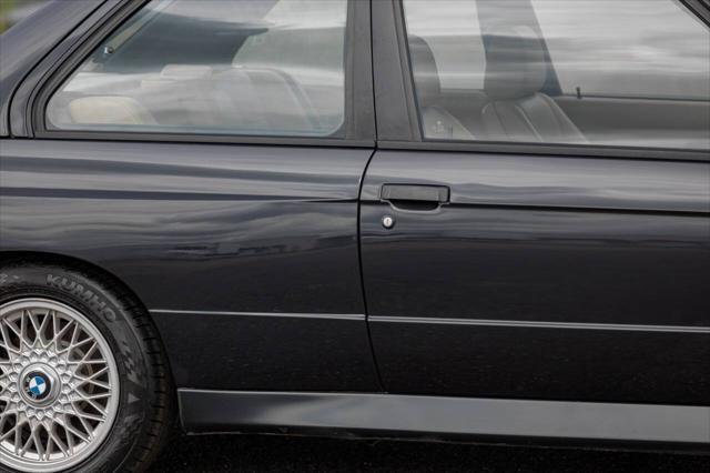 Photo of 1989 Gray BMW M3