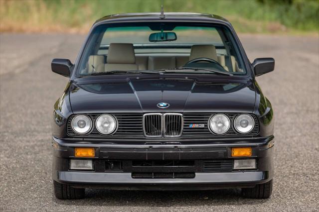 Photo of 1989 Gray BMW M3