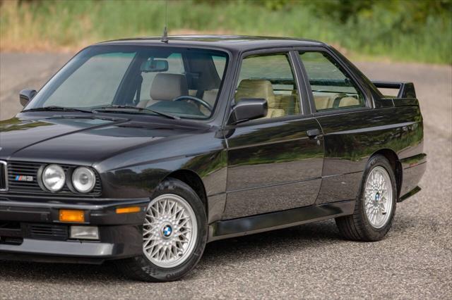 Photo of 1989 Gray BMW M3