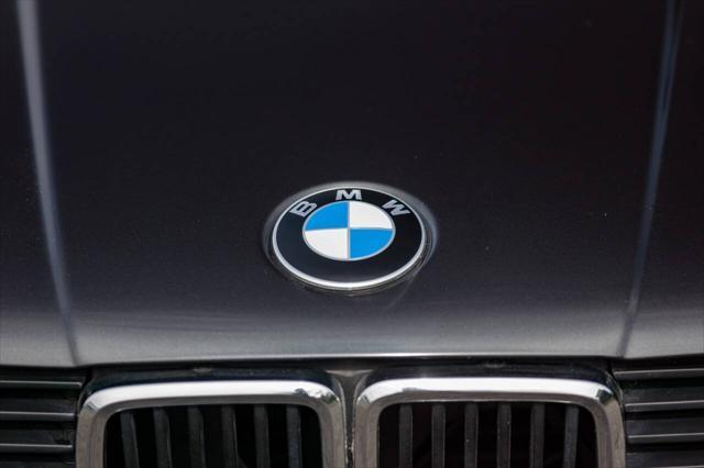 Photo of 1989 Gray BMW M3