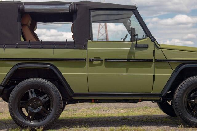 Photo of 1991 Green Mercedes-Benz G-Class