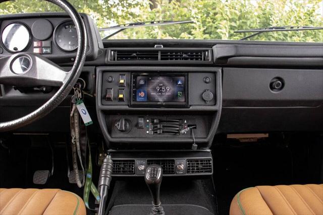 Photo of 1991 Green Mercedes-Benz G-Class