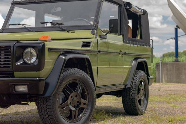 Photo of 1991 Green Mercedes-Benz G-Class