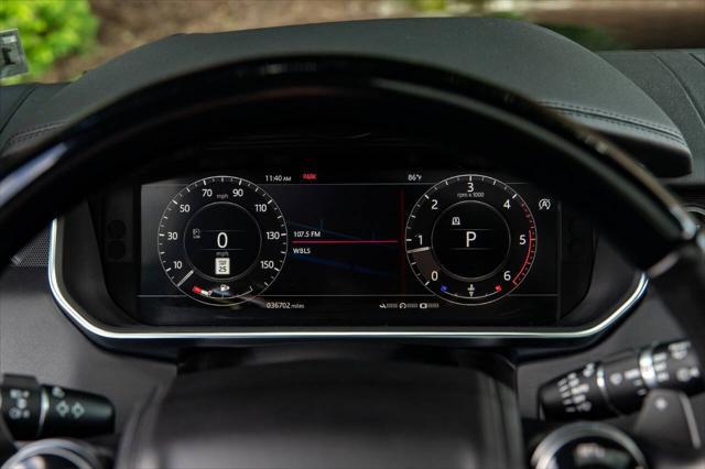 Photo of 2020 Black Land Rover Range Rover