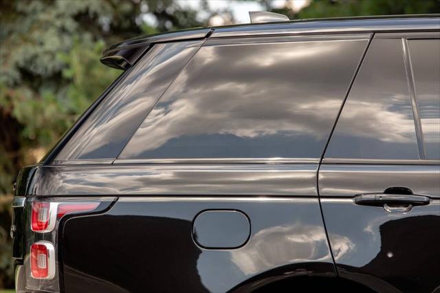 Photo of 2020 Black Land Rover Range Rover