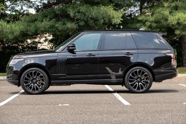 Photo of 2020 Black Land Rover Range Rover
