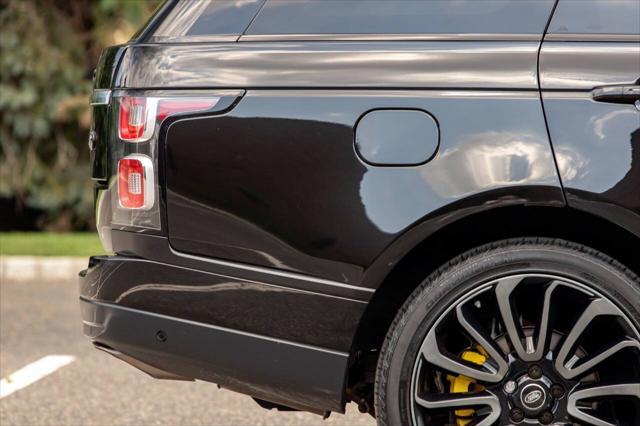 Photo of 2020 Black Land Rover Range Rover