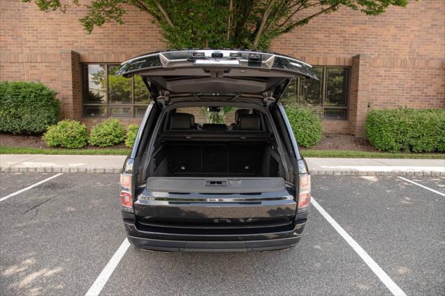 Photo of 2020 Black Land Rover Range Rover