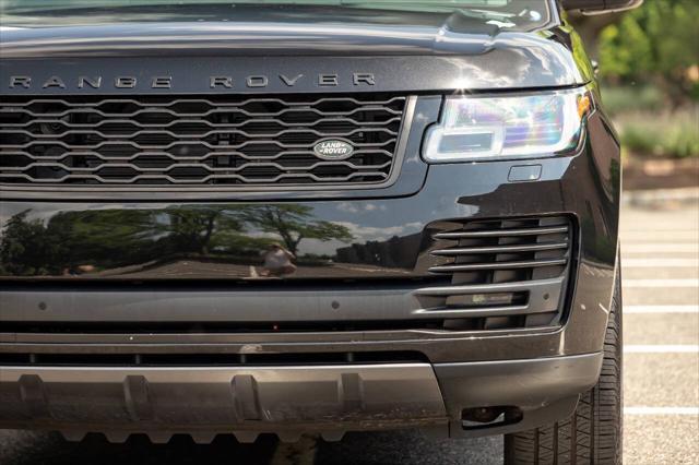 Photo of 2020 Black Land Rover Range Rover