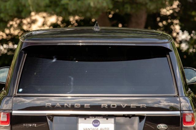 Photo of 2020 Black Land Rover Range Rover