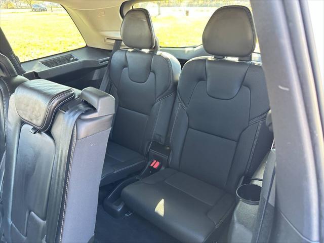 Photo of 2017 White Volvo XC90