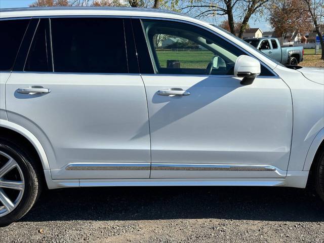 Photo of 2017 White Volvo XC90