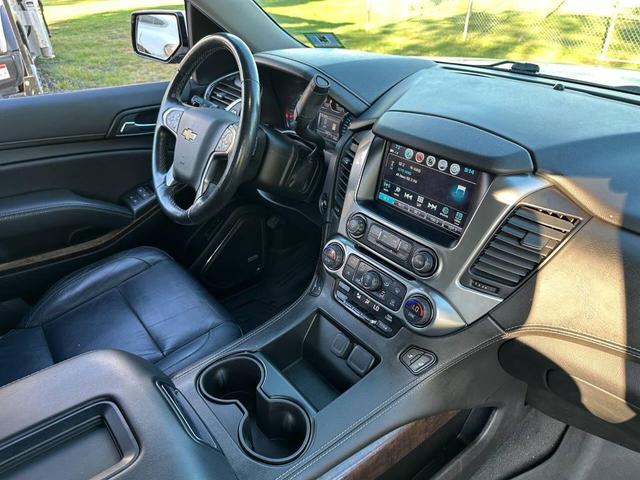 Photo of 2020 Summit White Chevrolet Suburban