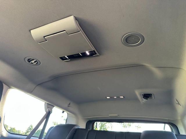 Photo of 2020 Summit White Chevrolet Suburban