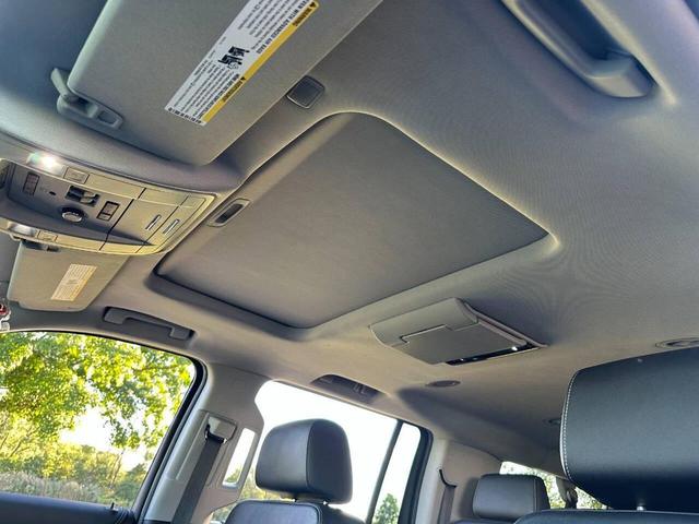 Photo of 2020 Summit White Chevrolet Suburban