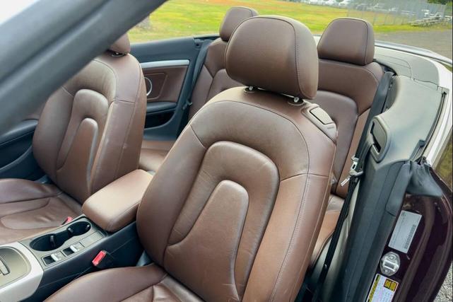 Photo of 2015 Burgundy Audi A5