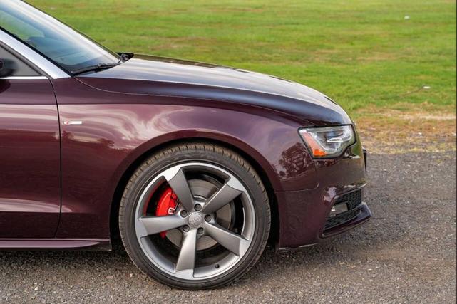 Photo of 2015 Burgundy Audi A5