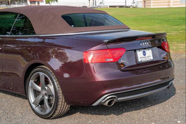 Photo of 2015 Burgundy Audi A5