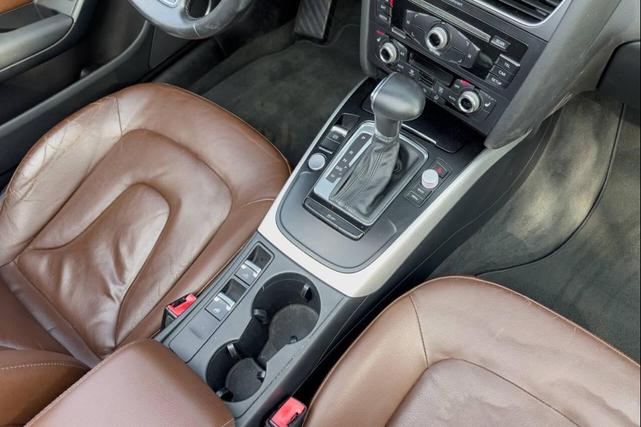 Photo of 2015 Burgundy Audi A5