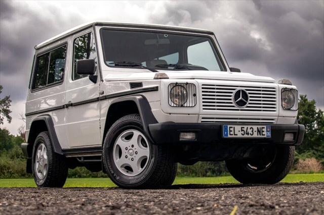 Photo of 1995 White Mercedes-Benz G-Class
