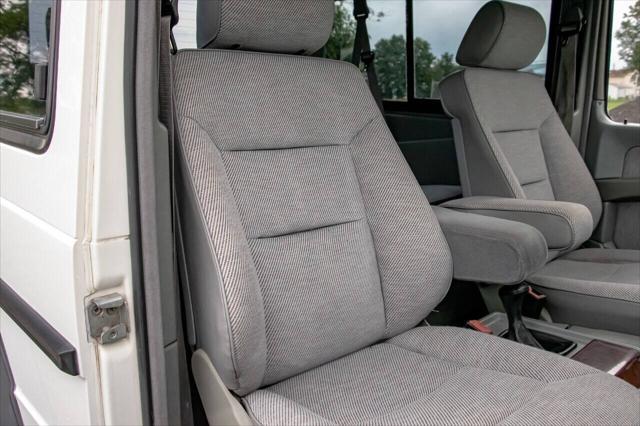 Photo of 1995 White Mercedes-Benz G-Class
