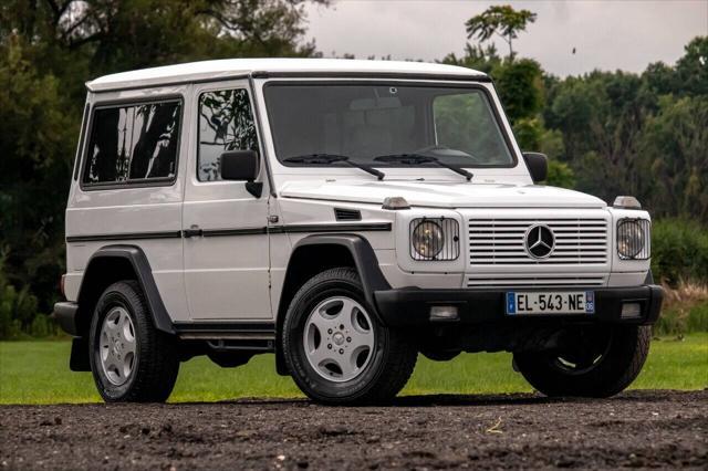 Photo of 1995 White Mercedes-Benz G-Class