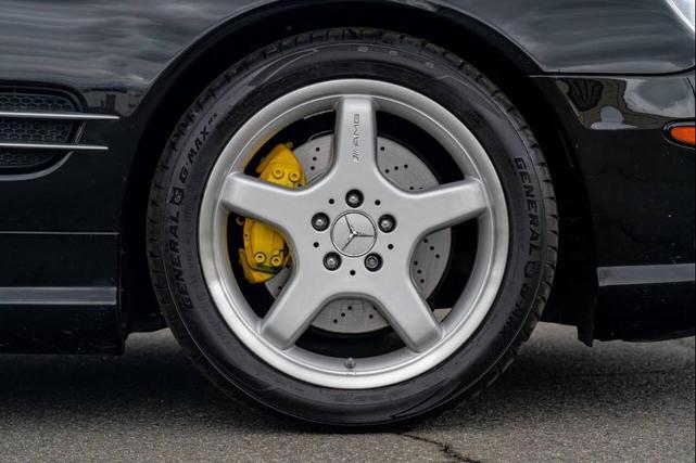 Photo of 2003 Black Mercedes-Benz SL-Class