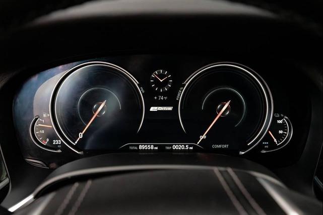 Photo of 2018 Black BMW 740e
