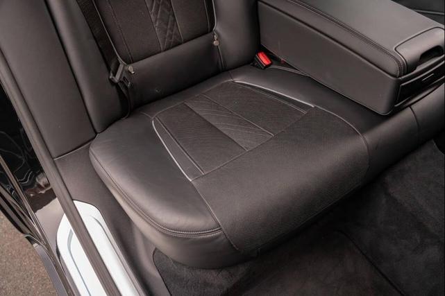 Photo of 2018 Black BMW 740e