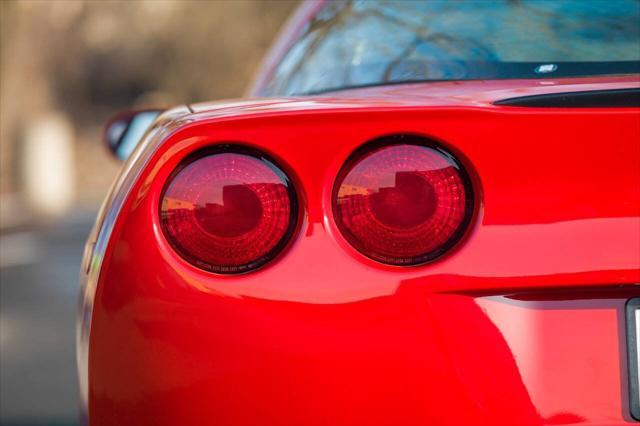 Photo of 2005 Red Chevrolet Corvette