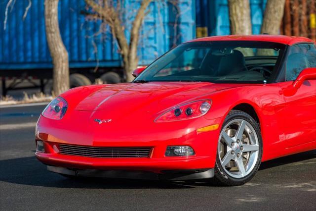 Photo of 2005 Red Chevrolet Corvette