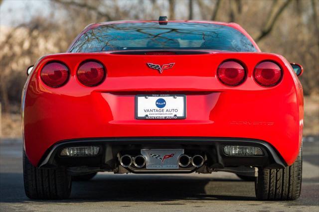 Photo of 2005 Red Chevrolet Corvette