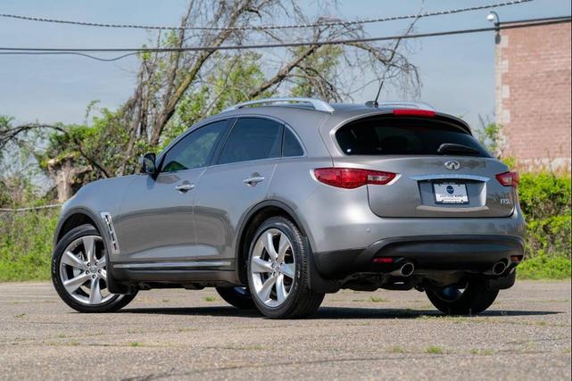 Photo of 2011 Gray INFINITI FX50