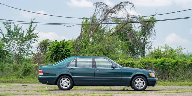 Photo of 1997 Green Mercedes-Benz S-Class