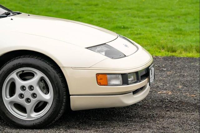 Photo of 1994 White Nissan 300ZX