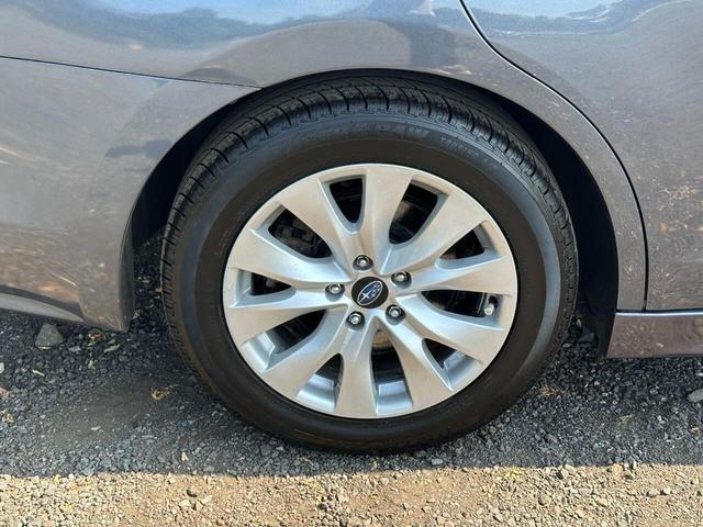 Photo of 2015 Carbide Gray Metallic Subaru Legacy