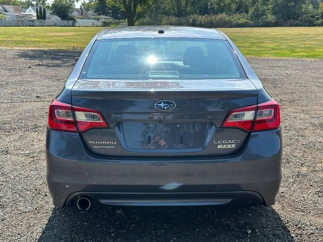 Photo of 2015 Carbide Gray Metallic Subaru Legacy