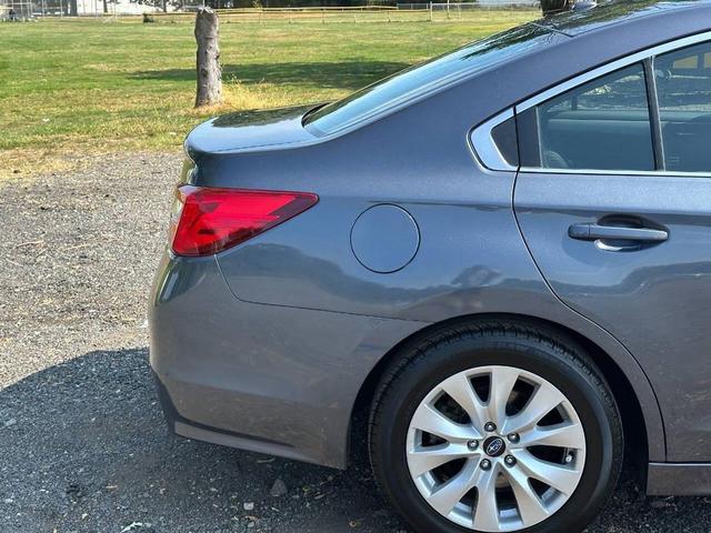 Photo of 2015 Carbide Gray Metallic Subaru Legacy