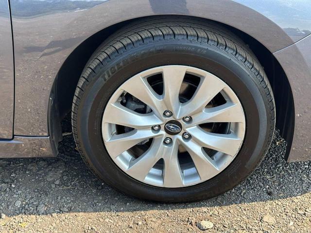 Photo of 2015 Carbide Gray Metallic Subaru Legacy