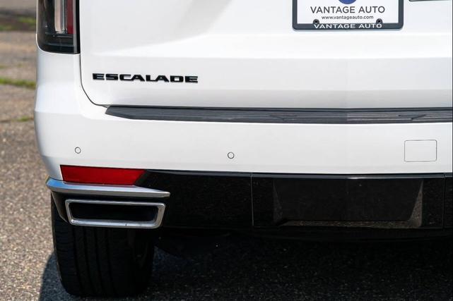 Photo of 2022 Crystal White Tricoat Cadillac Escalade