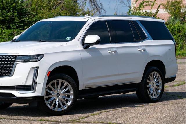 Photo of 2022 Crystal White Tricoat Cadillac Escalade