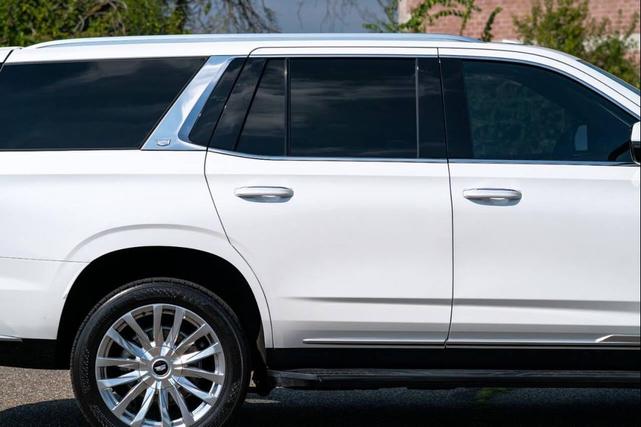 Photo of 2022 Crystal White Tricoat Cadillac Escalade