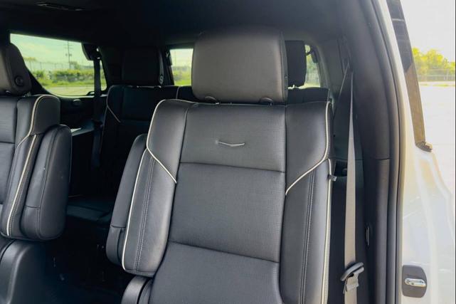 Photo of 2022 Crystal White Tricoat Cadillac Escalade