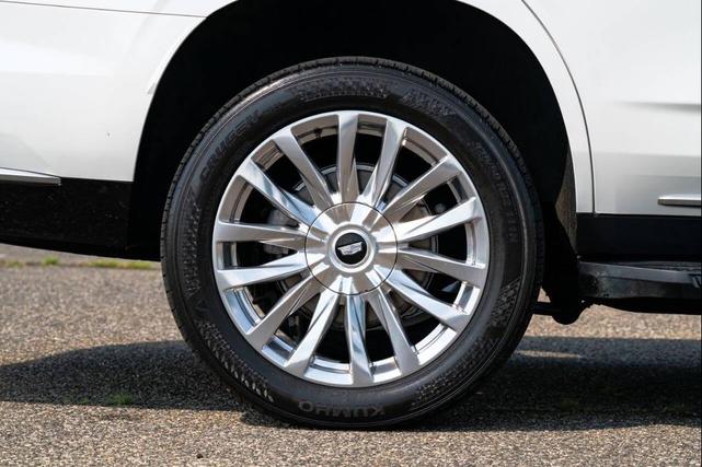 Photo of 2022 Crystal White Tricoat Cadillac Escalade