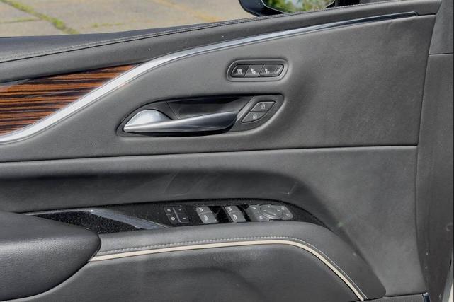 Photo of 2022 Crystal White Tricoat Cadillac Escalade