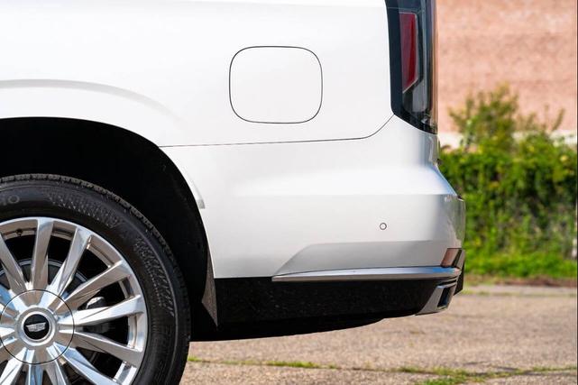 Photo of 2022 Crystal White Tricoat Cadillac Escalade