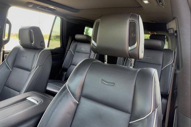 Photo of 2022 Crystal White Tricoat Cadillac Escalade